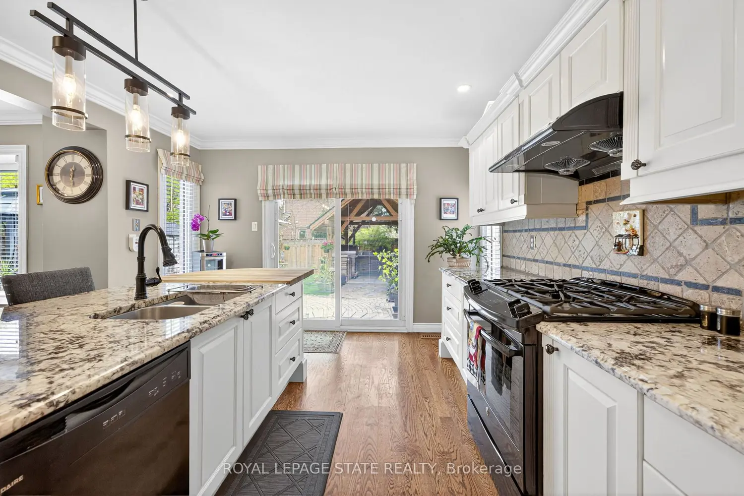 Additional image 3 of 3086 Swansea Drive