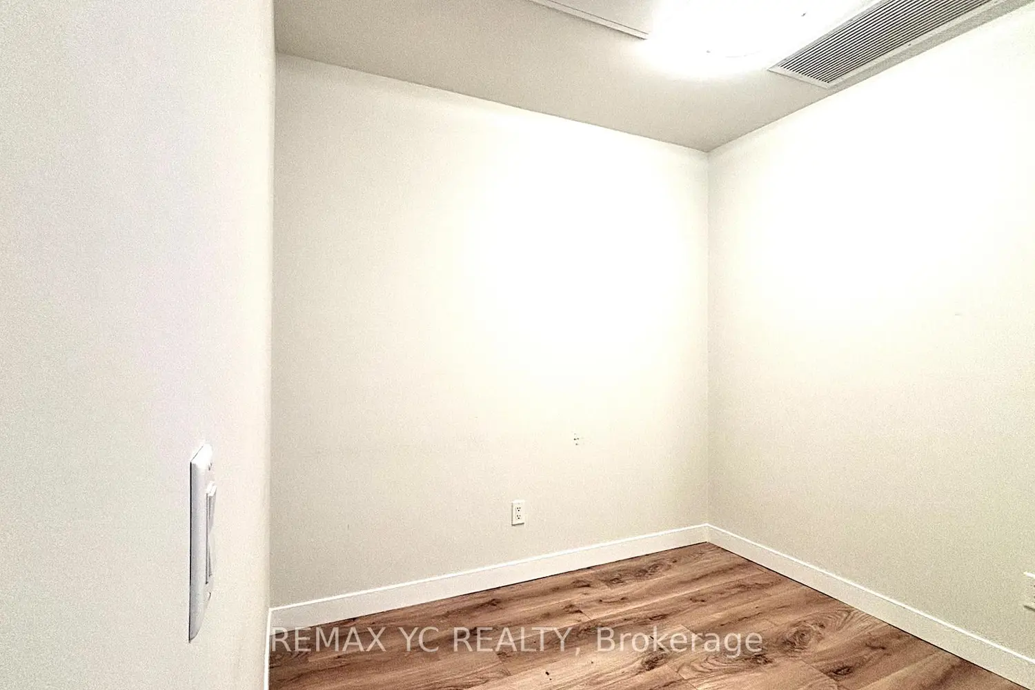 Additional image 12 of 60 Frederick Street 405