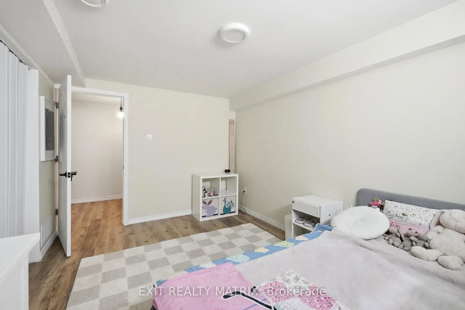 Additional image 13 of 129 Abbey Crescent
