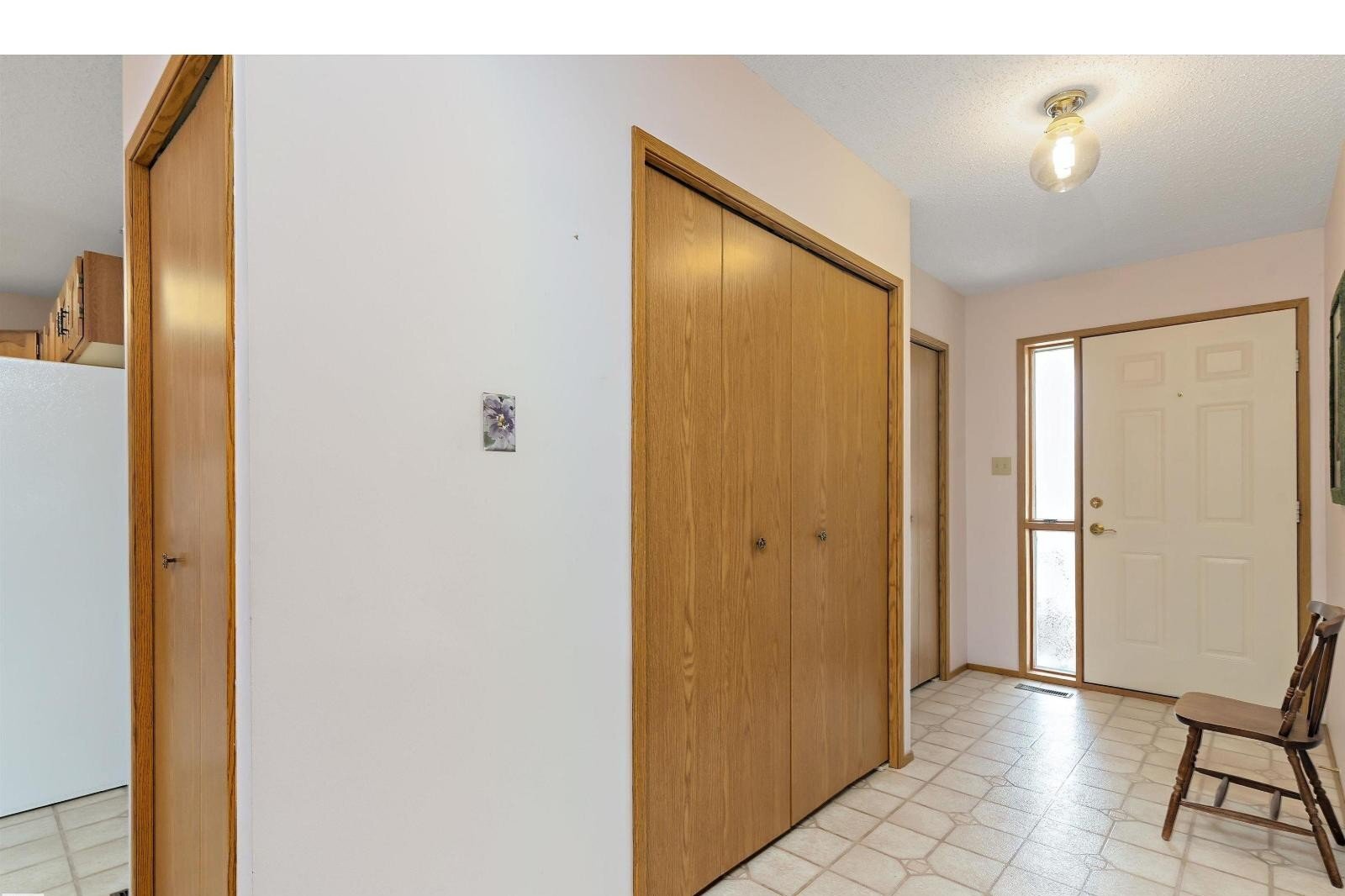 Additional image 8 of 17404 Callingwood Road NW, Edmonton, AB, T5T5P1