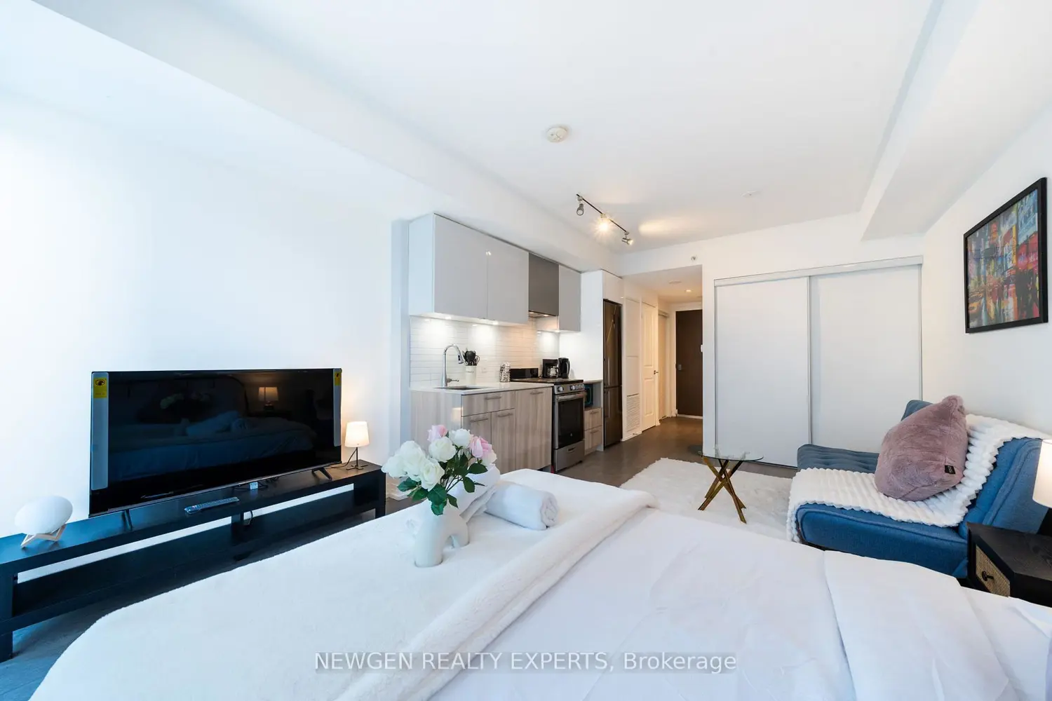 Additional image 10 of 251 Jarvis Street 1624
