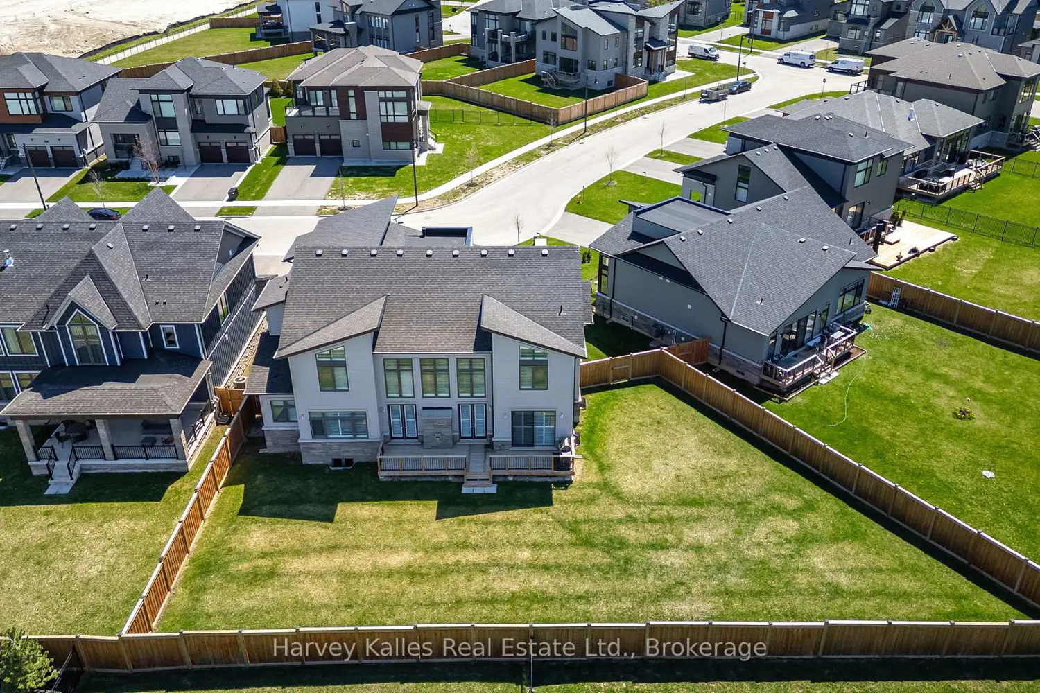 Additional image 14 of 163 Springside Crescent