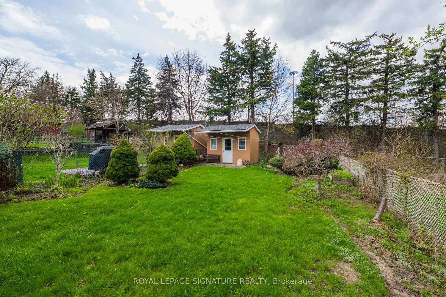 Additional image 16 of 124 Edmonton Drive