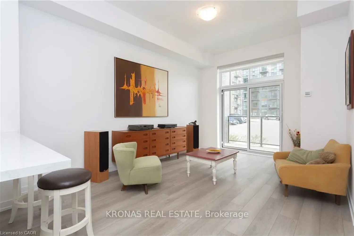 Additional image 2 of 460 Dundas Street 119