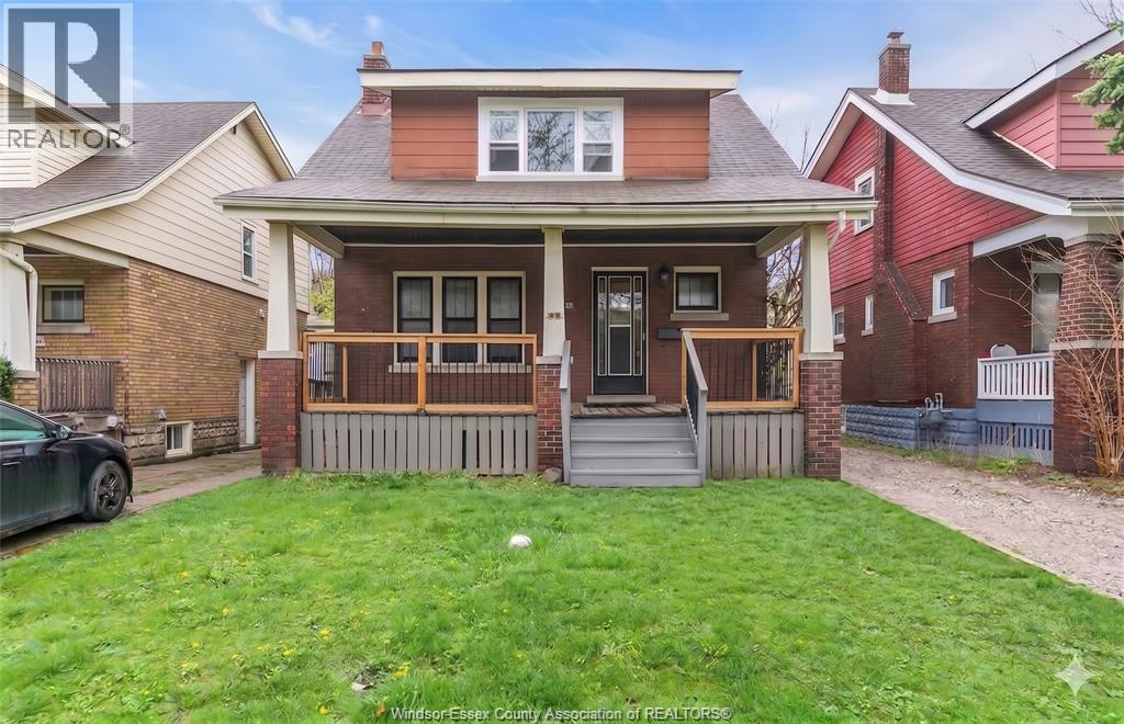 418 Rankin , Windsor, ON, N9B2R7