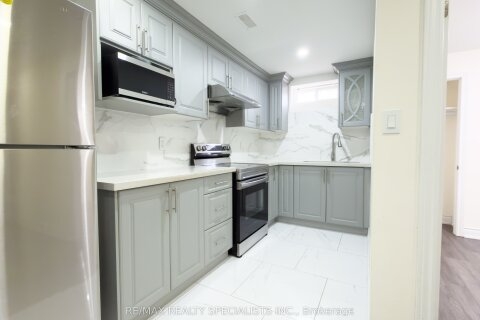 Additional image 8 of Lower-602 Queen Mary Drive, Brampton, ON, L7A 5H4