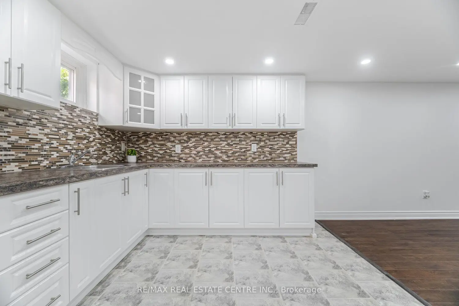 Additional image 16 of 166 Terrace Drive