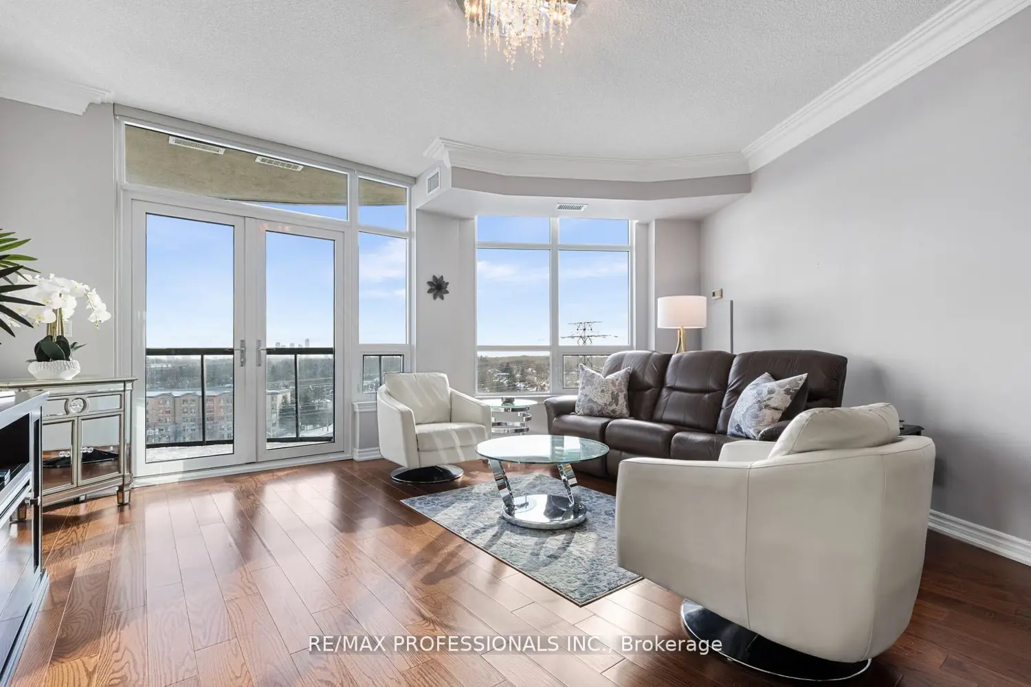 1135 Royal York Road 903