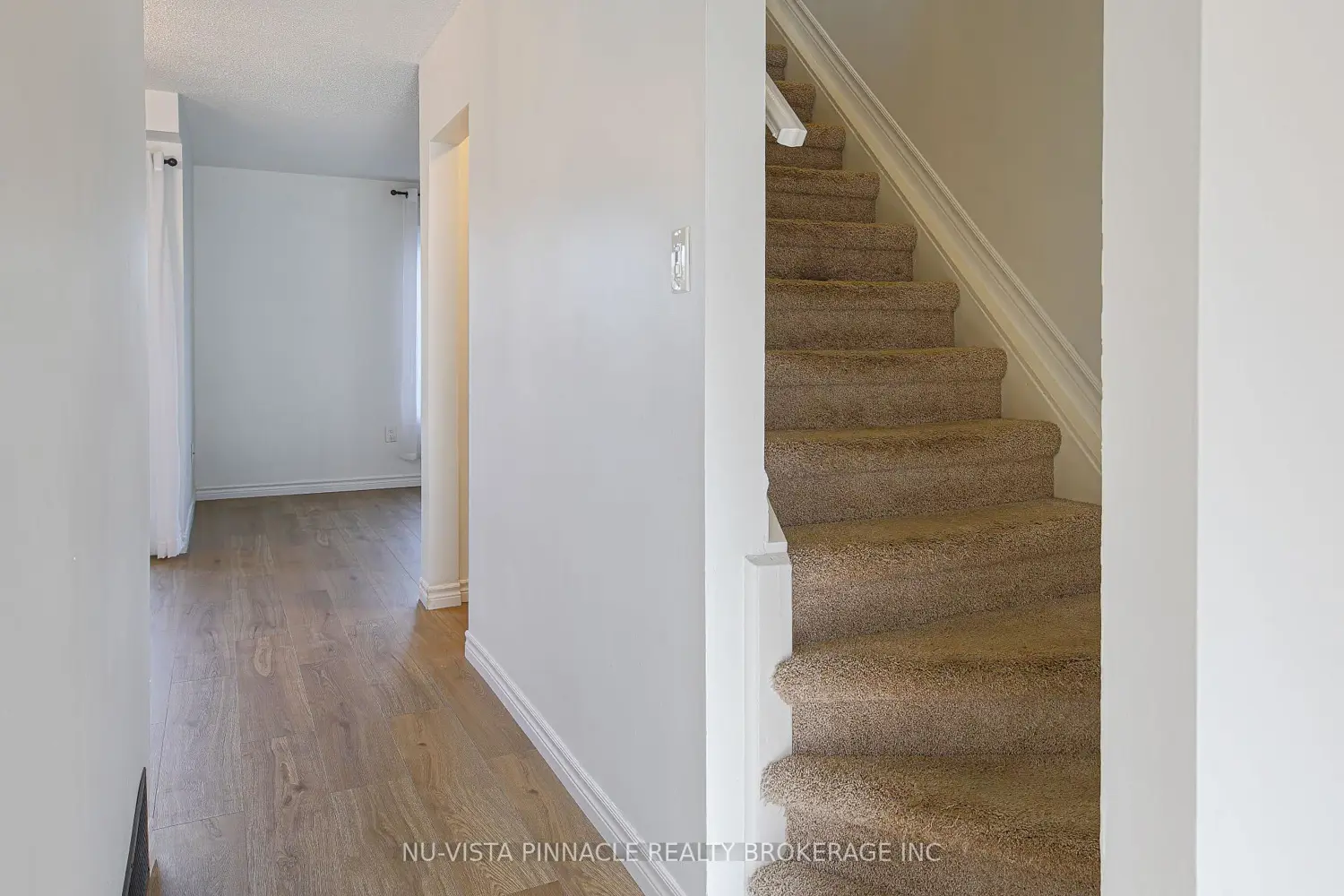 Additional image 10 of 700 Osgoode Drive 28