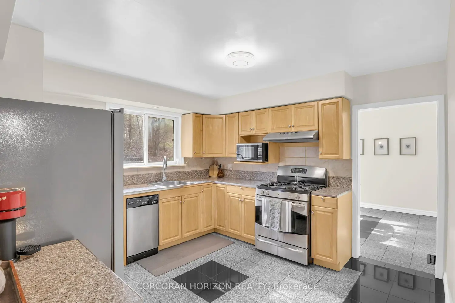 Additional image 7 of 7226 Wellington Road