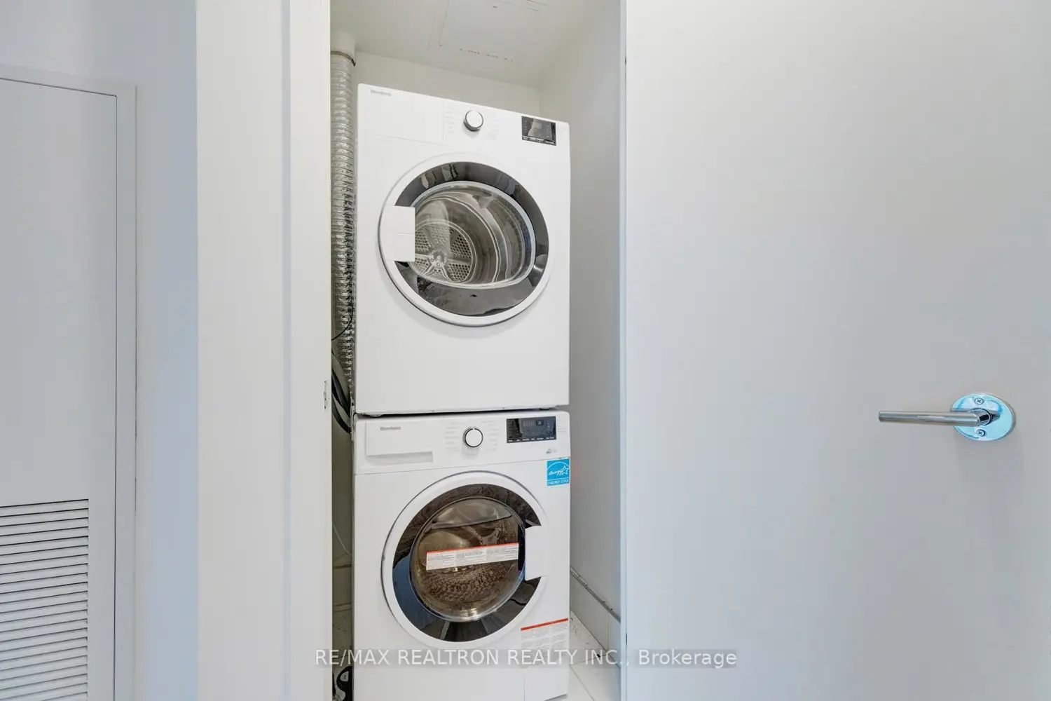 Additional image 17 of 250 Lawrence Avenue 416