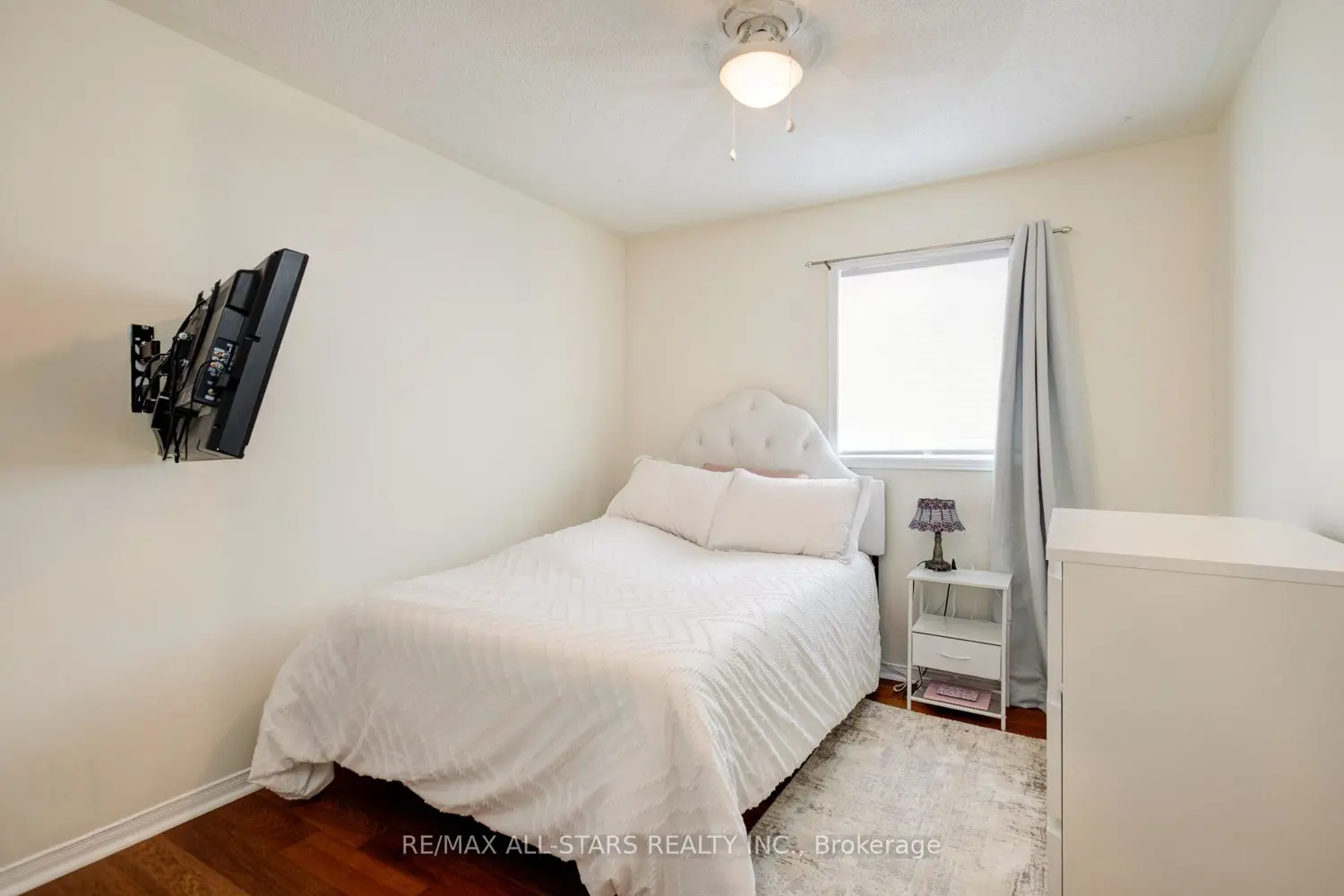 179 Drummond Drive photo 5