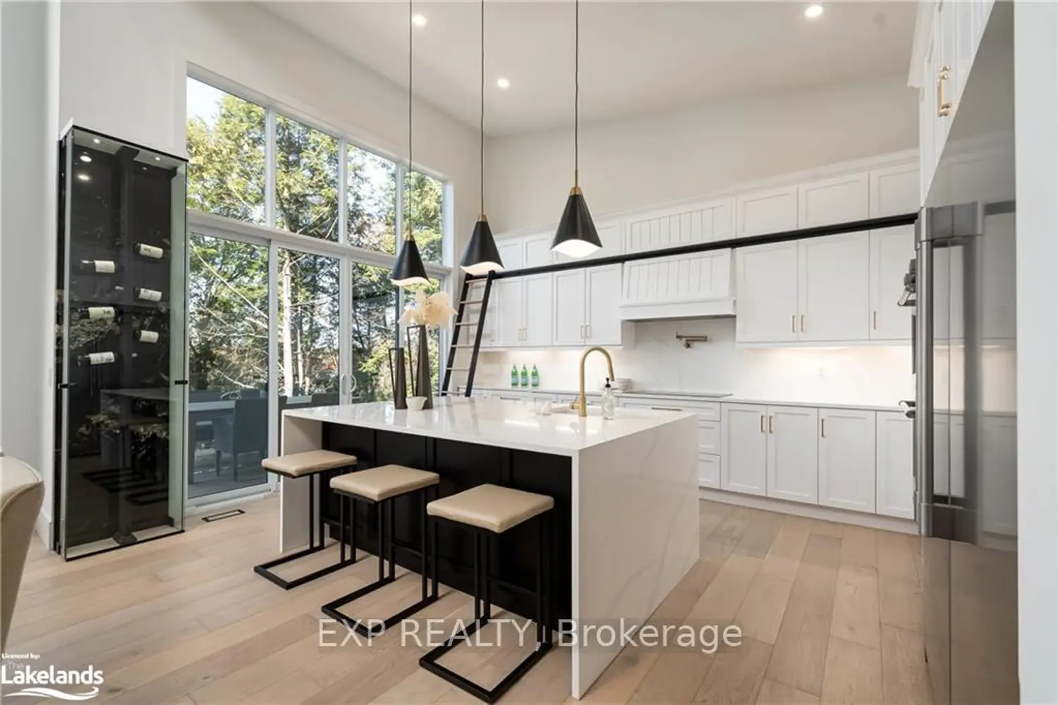 Additional image 5 of 1052 Walton Avenue