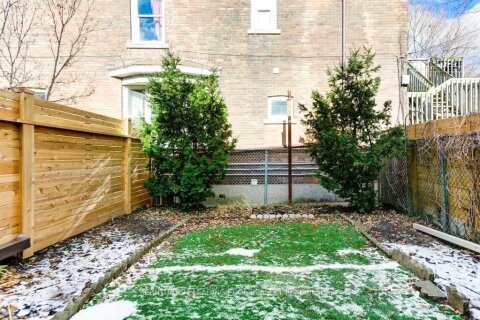 Additional image 8 of Main-190 Marion Street, Toronto, ON, M6R 1E8