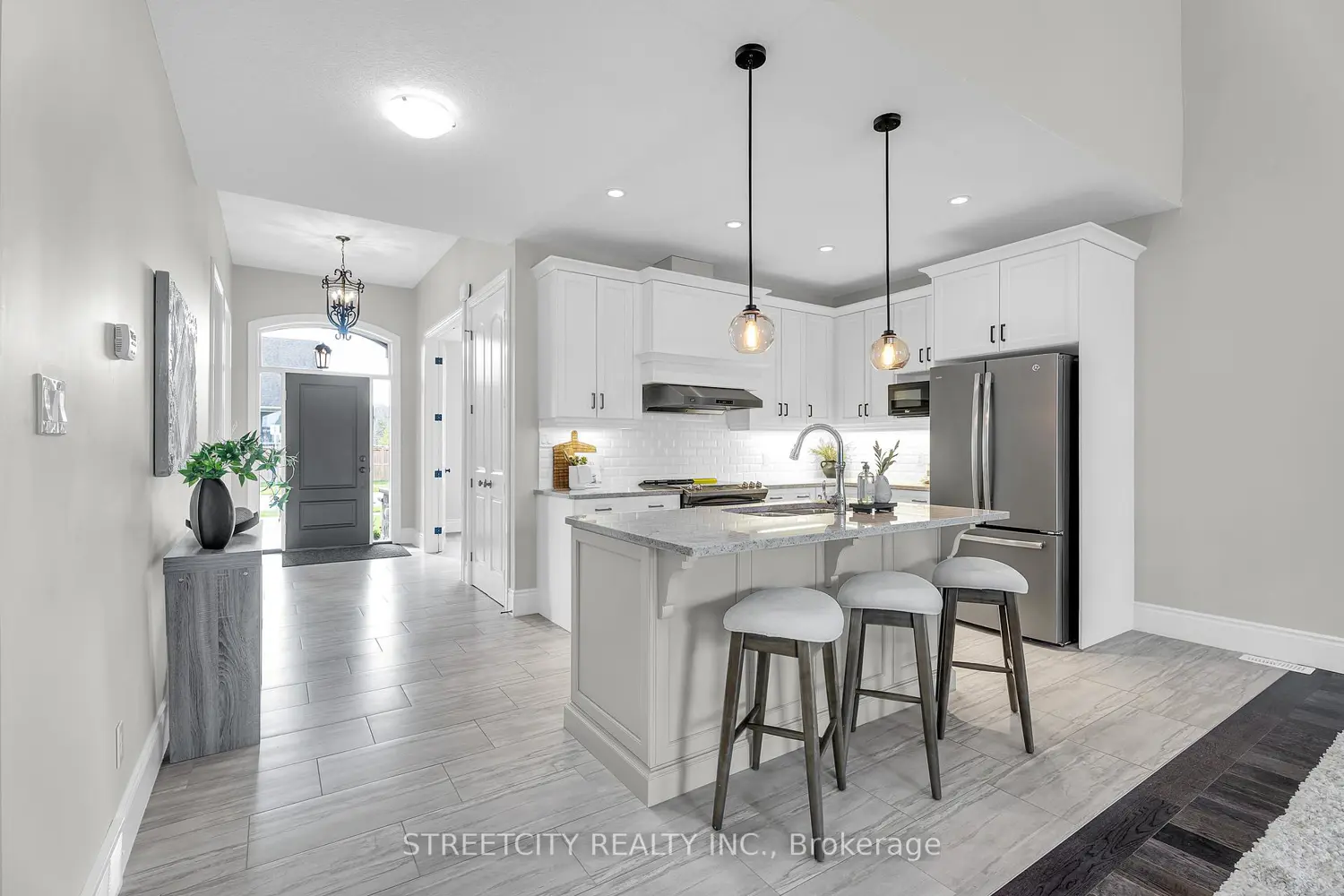 Additional image 3 of 2267 Callingham Drive 39