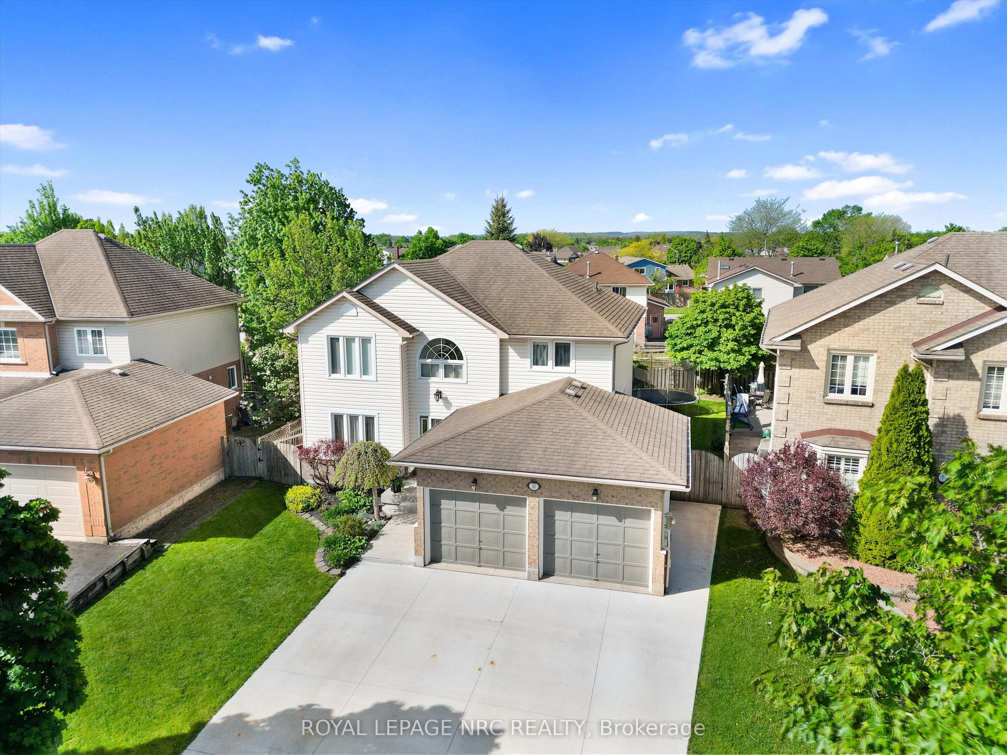 Additional image 2 of 13 Crysler Crescent, Thorold, ON, L2V 5A2