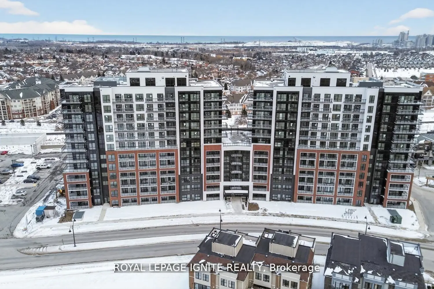 51 Clarington Boulevard 1124