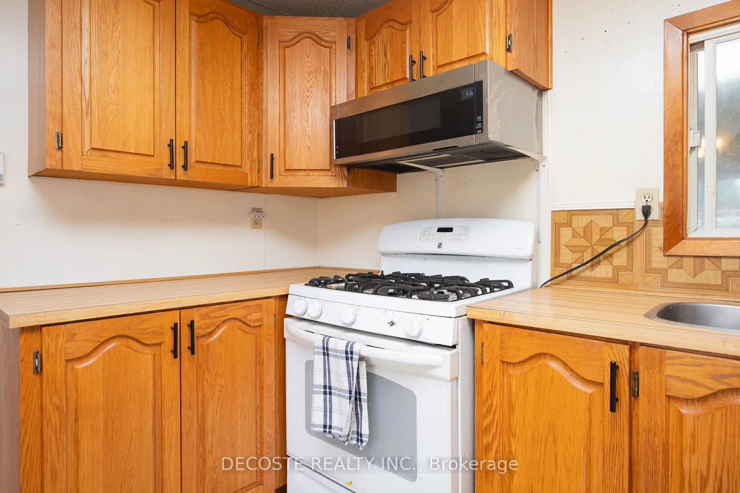 Additional image 8 of 3813 Jo Ann Street