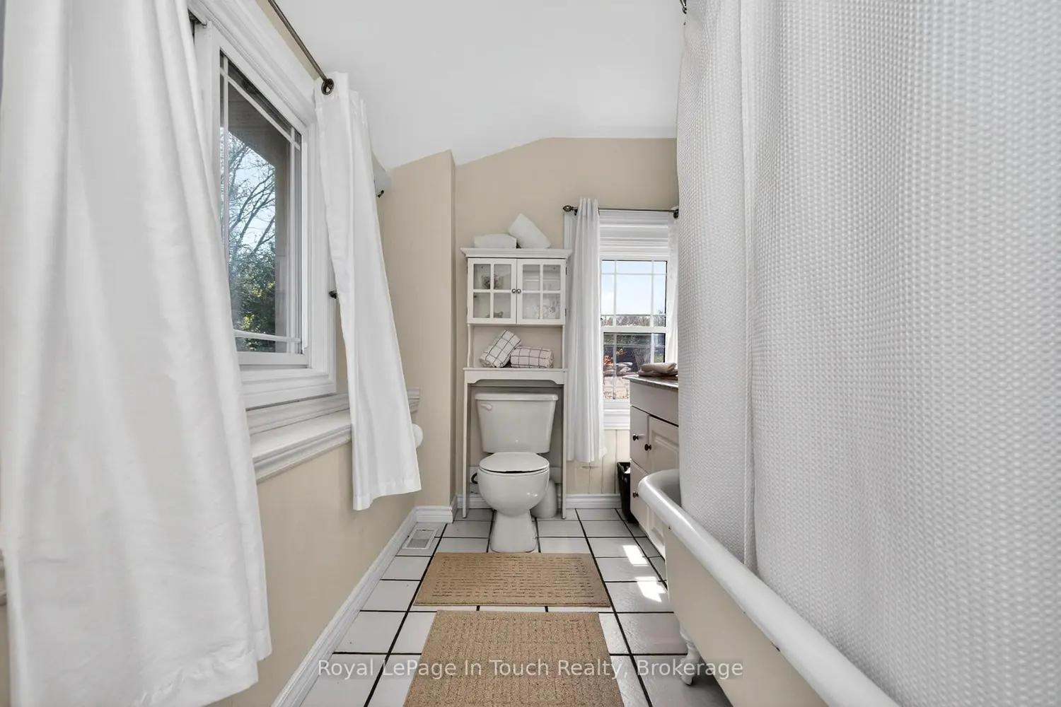 Additional image 10 of 615 Bay Street