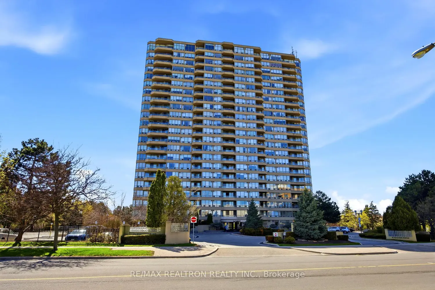 10 Torresdale Avenue 506