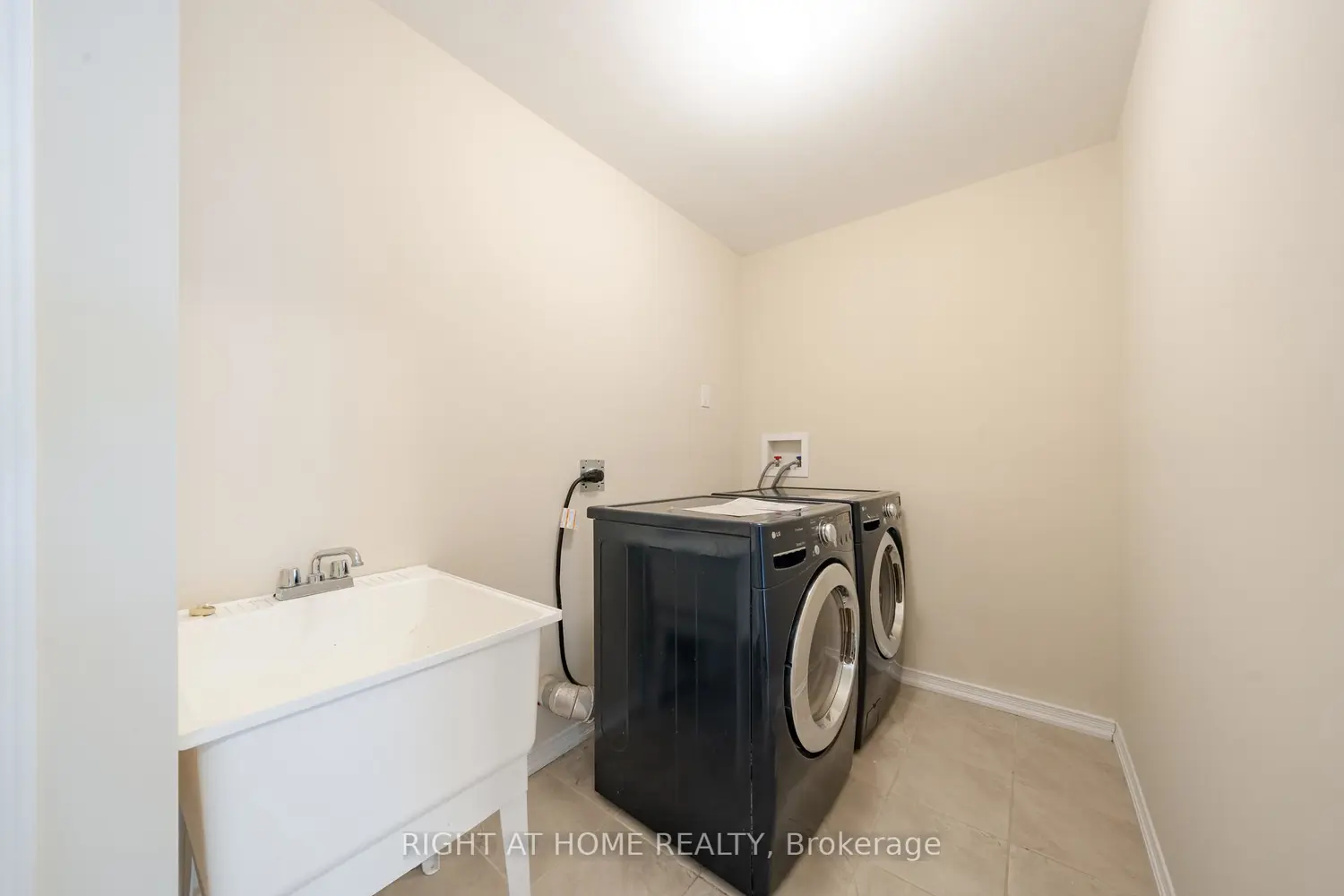 Additional image 18 of 148 Whitwell Way