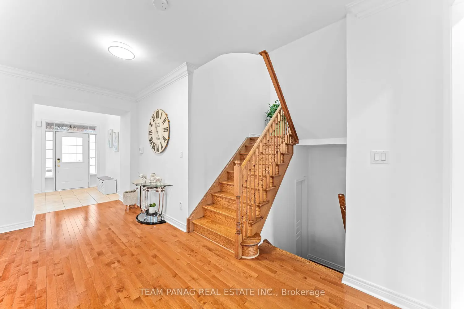 30 Overglen Court photo 5