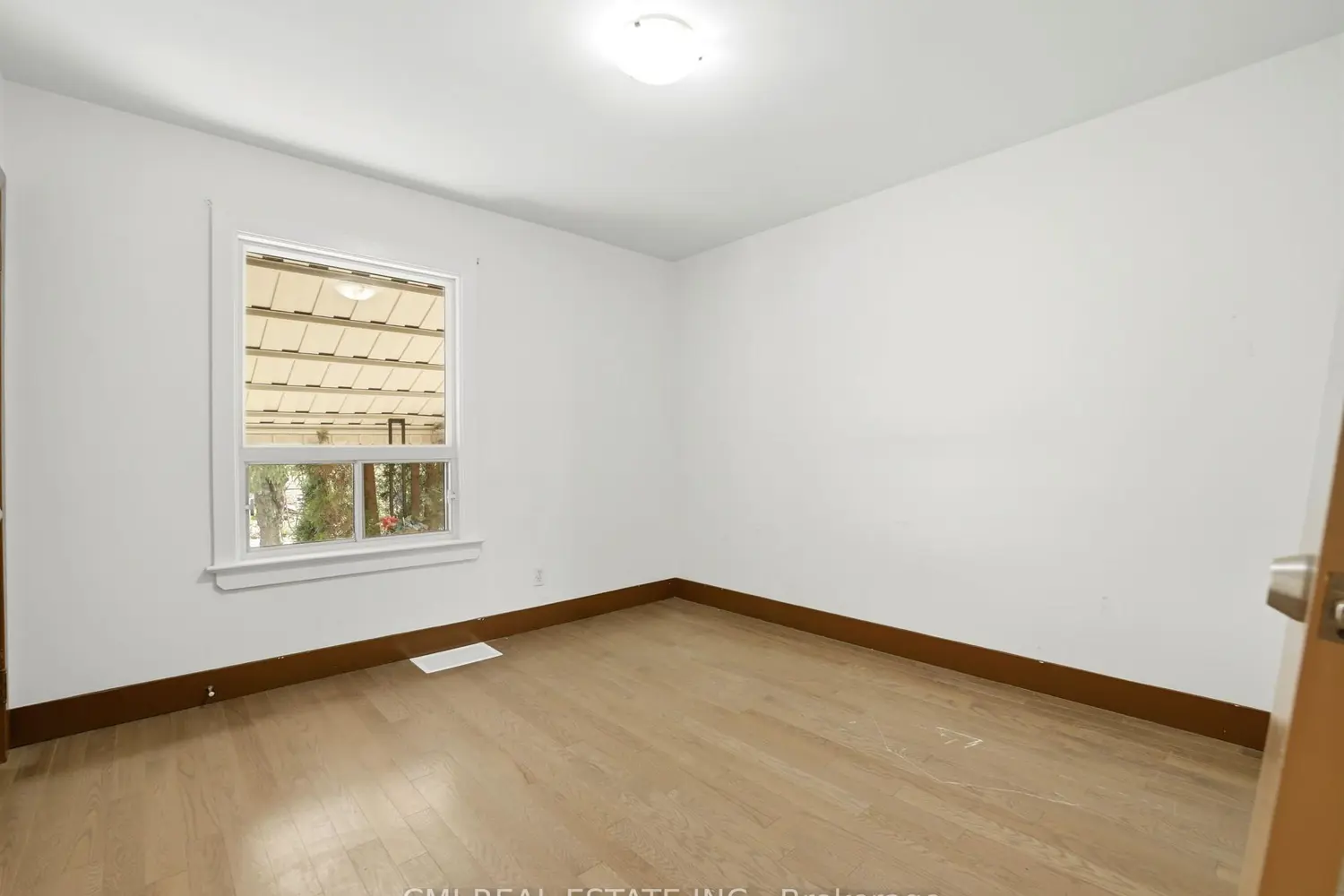 Additional image 9 of 6476 Maranda Street