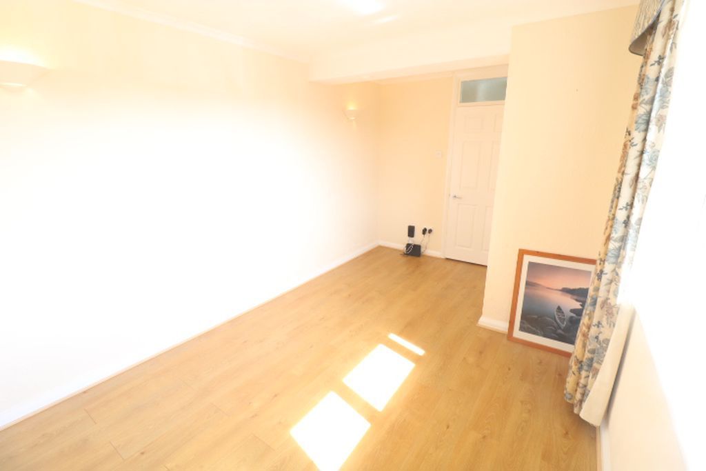 Additional image 9 of 1 bed flat to rent128 Cherry Orchard, Bridson Street, Port Erin IM9