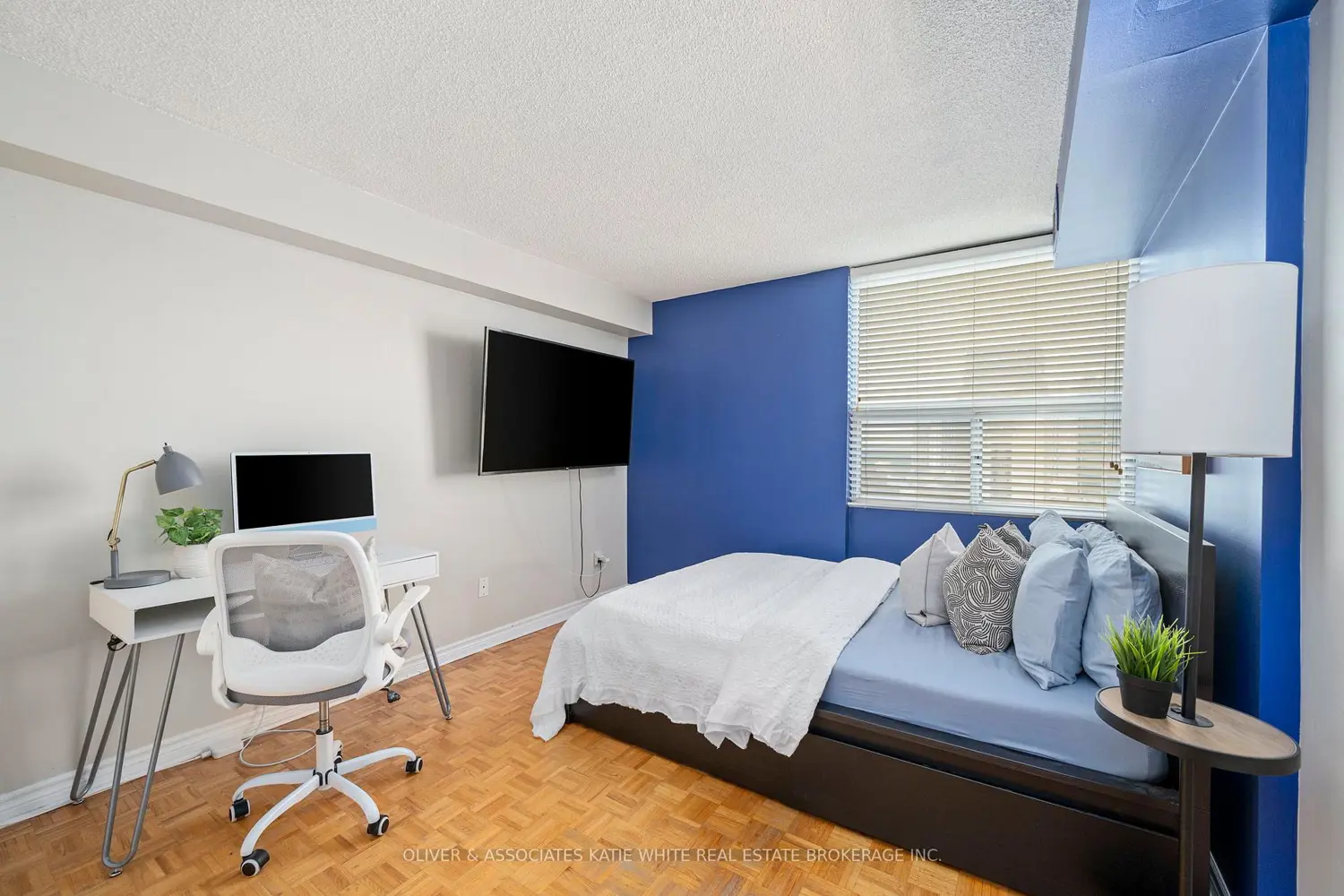 Additional image 7 of 380 King Street 1507