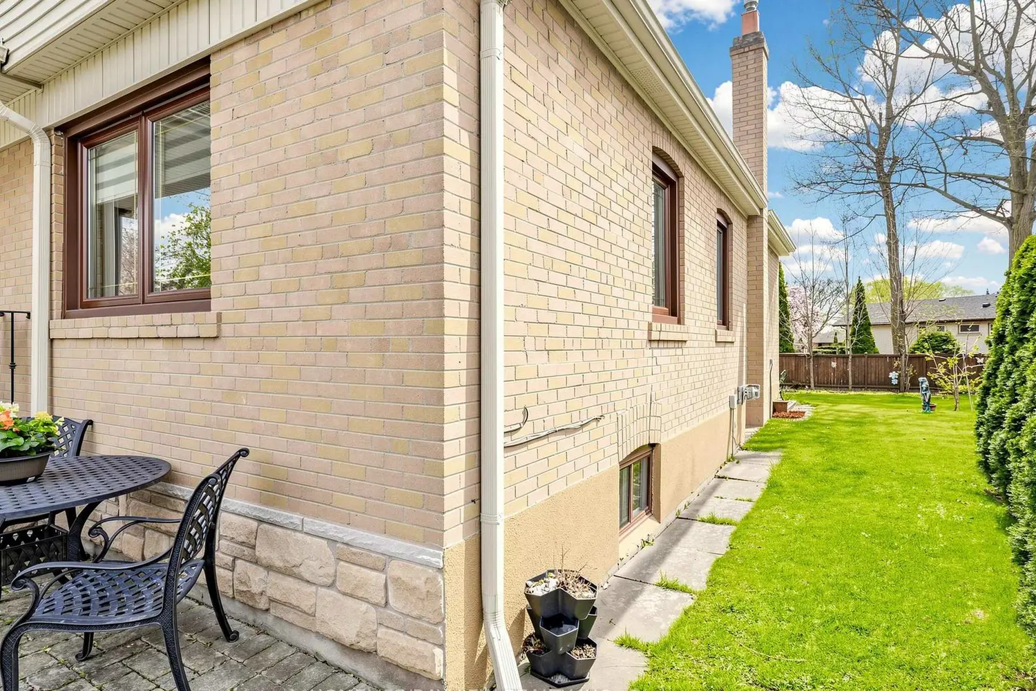 Additional image 18 of 10 Woolton Crescent