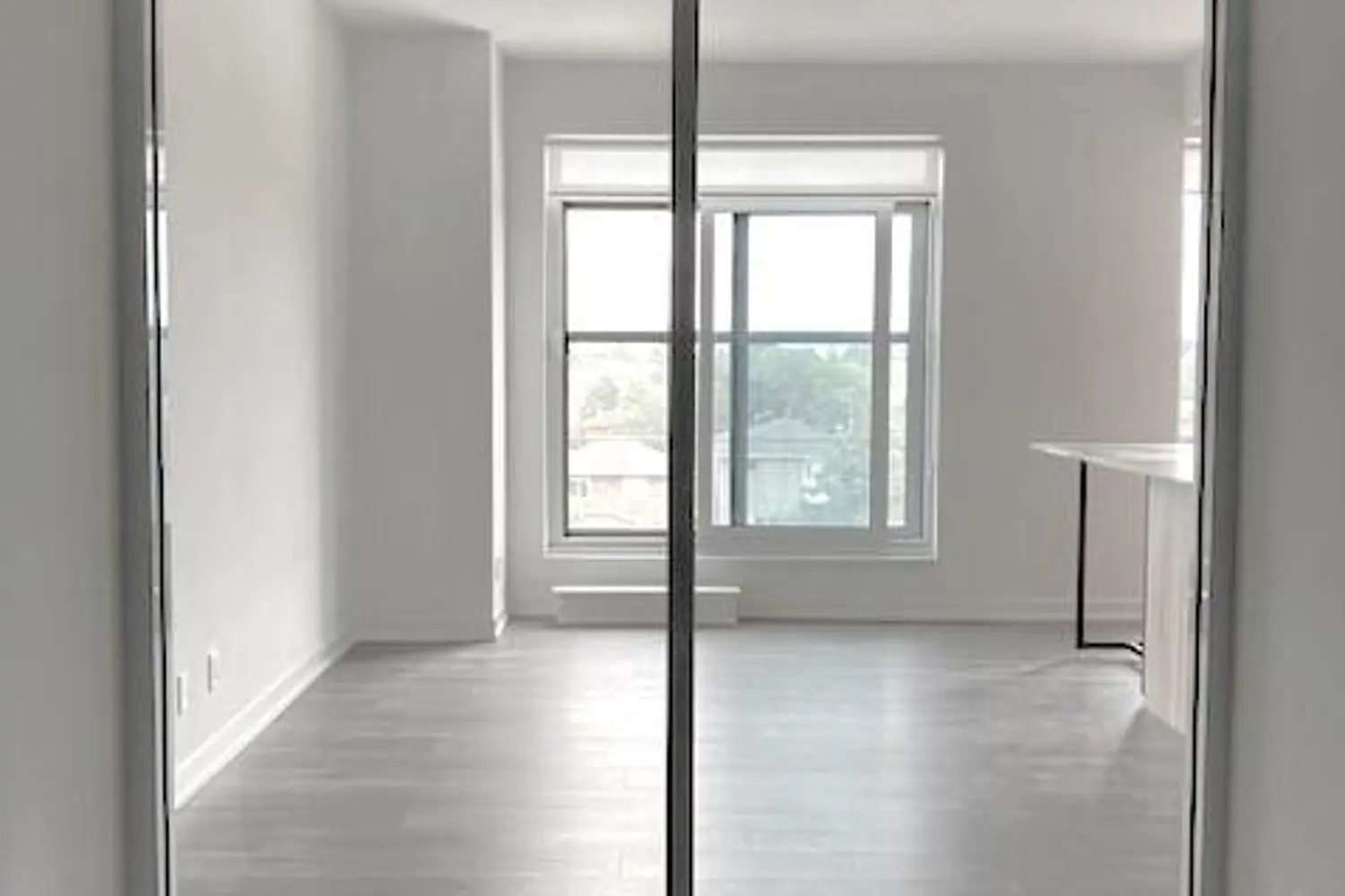 Additional image 11 of 7950 Bathurst Street 415