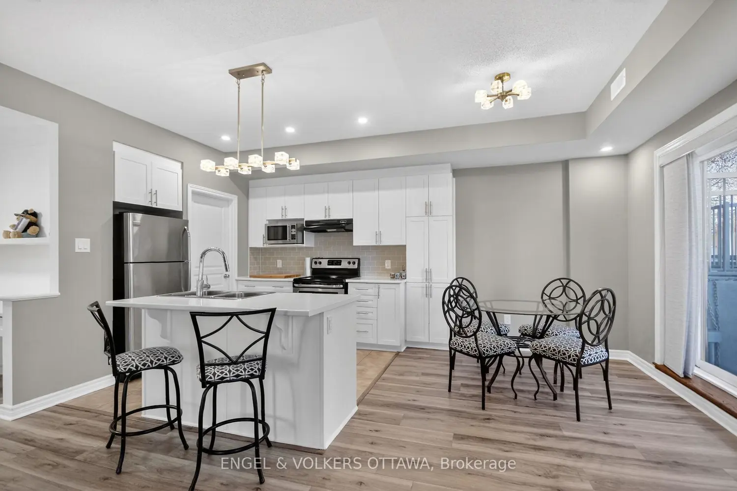 Additional image 8 of 53 Tayside Private A