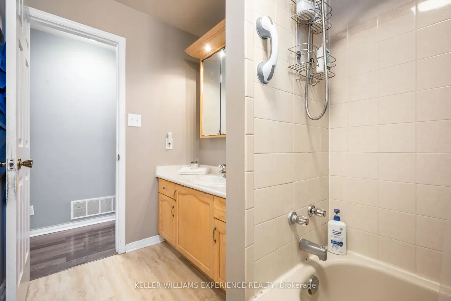 Additional image 13 of 321 Park Street