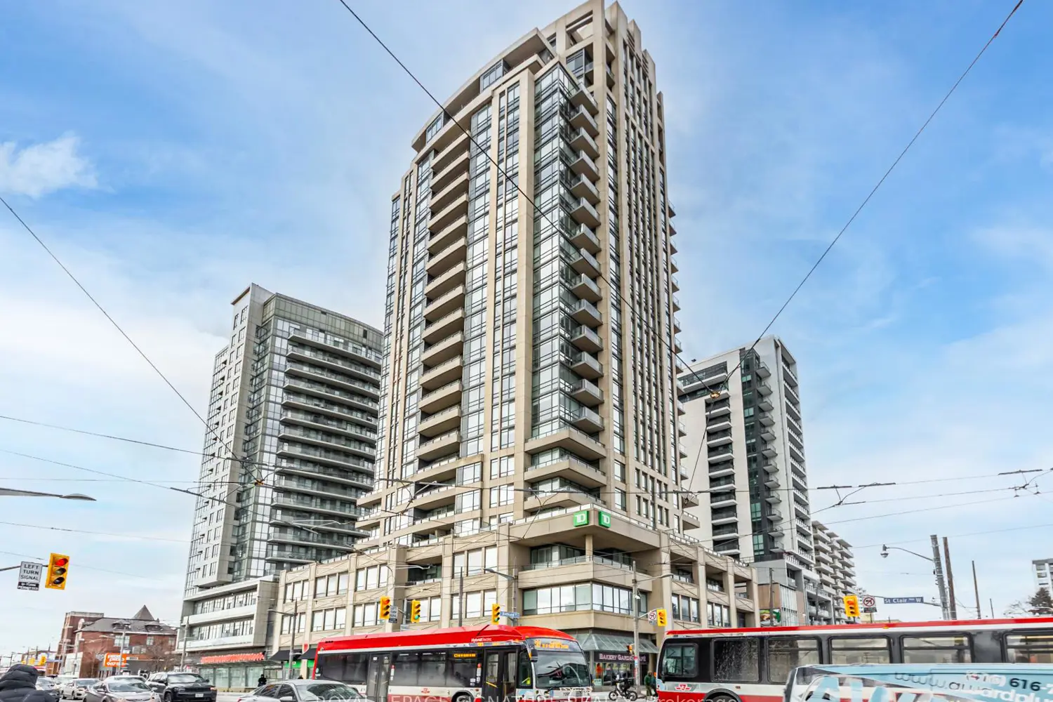500 St Clair Avenue 1607