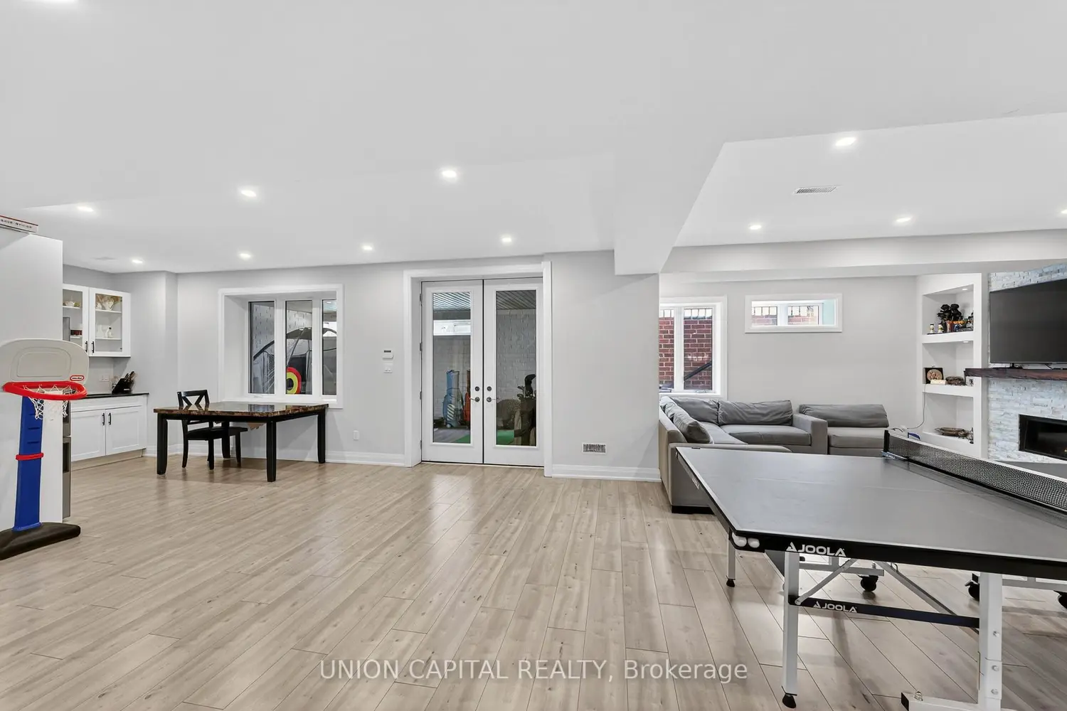 Additional image 15 of 29 Elm Grove Avenue