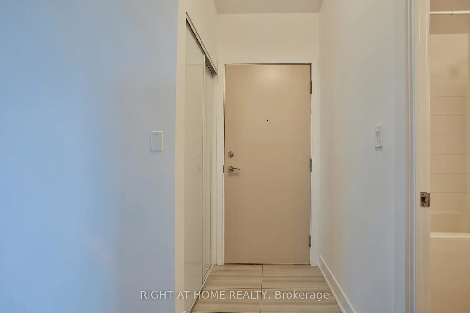Additional image 6 of 1486 Bathurst Street 1303