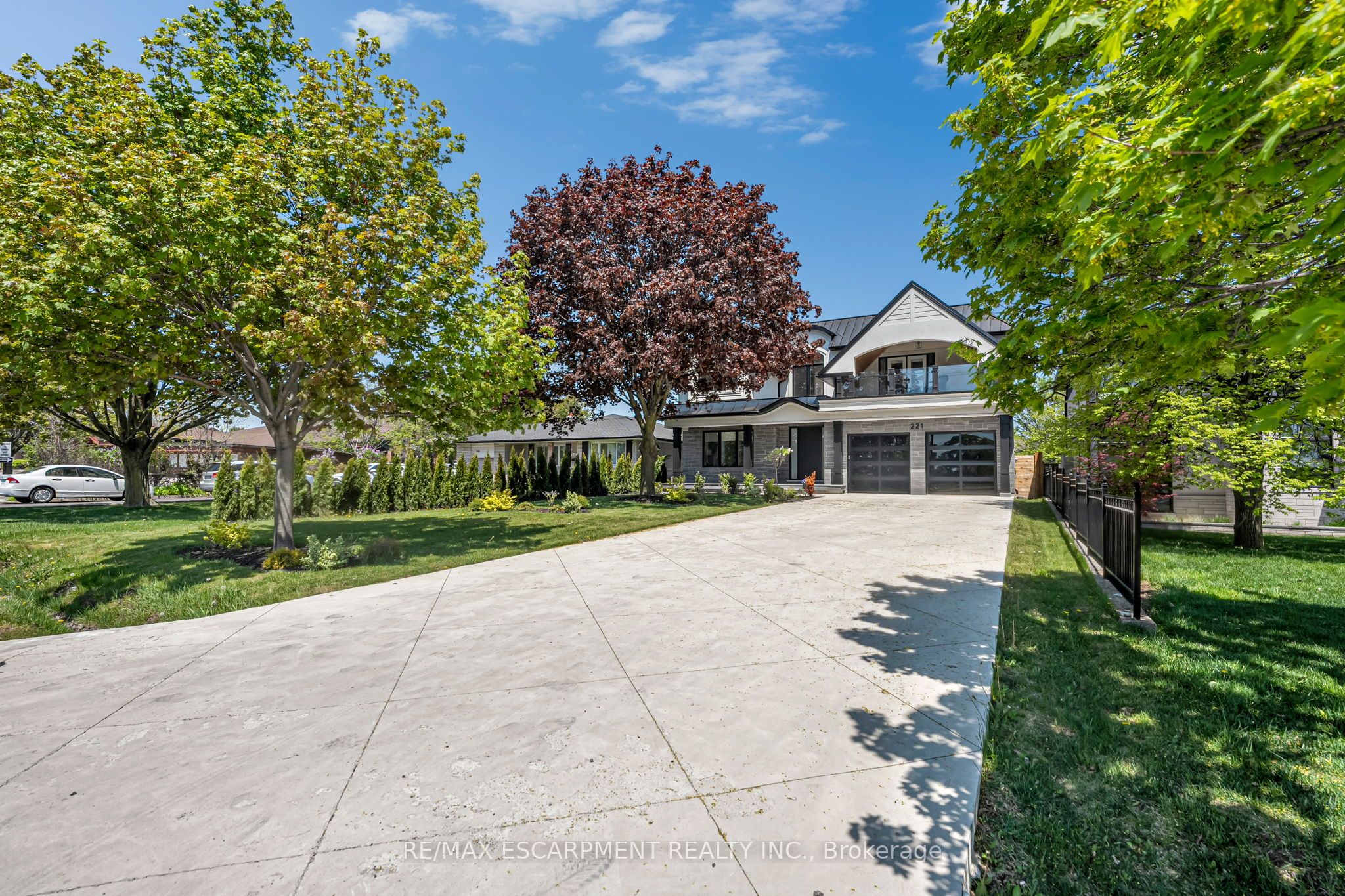 Additional image 2 of 221 Morden Road, Oakville, ON, L6K 2S2
