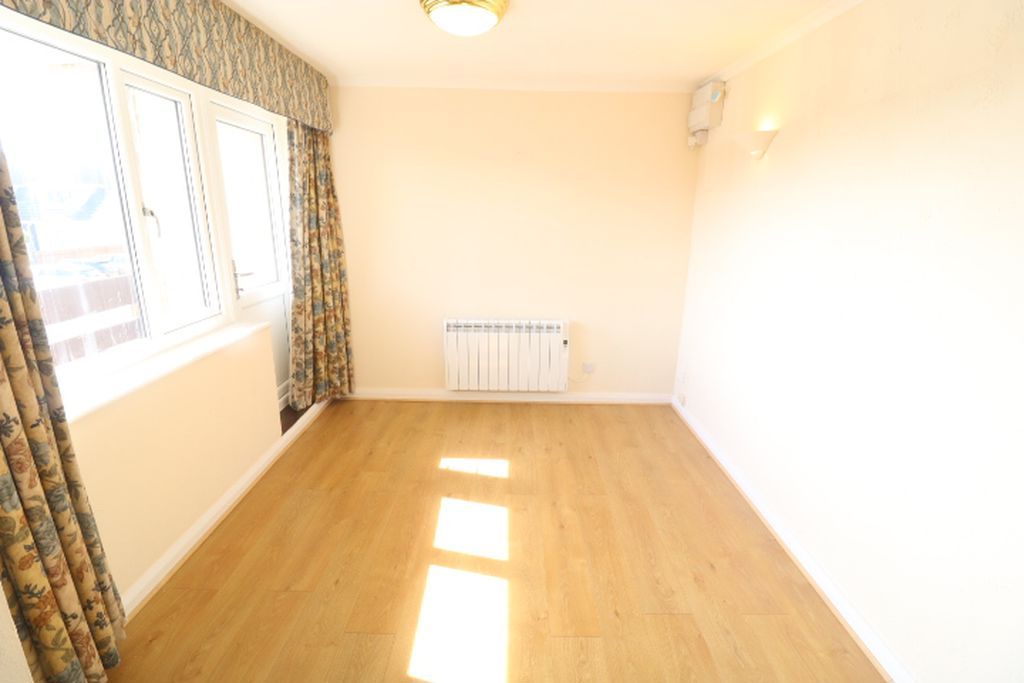 Additional image 8 of 1 bed flat to rent128 Cherry Orchard, Bridson Street, Port Erin IM9