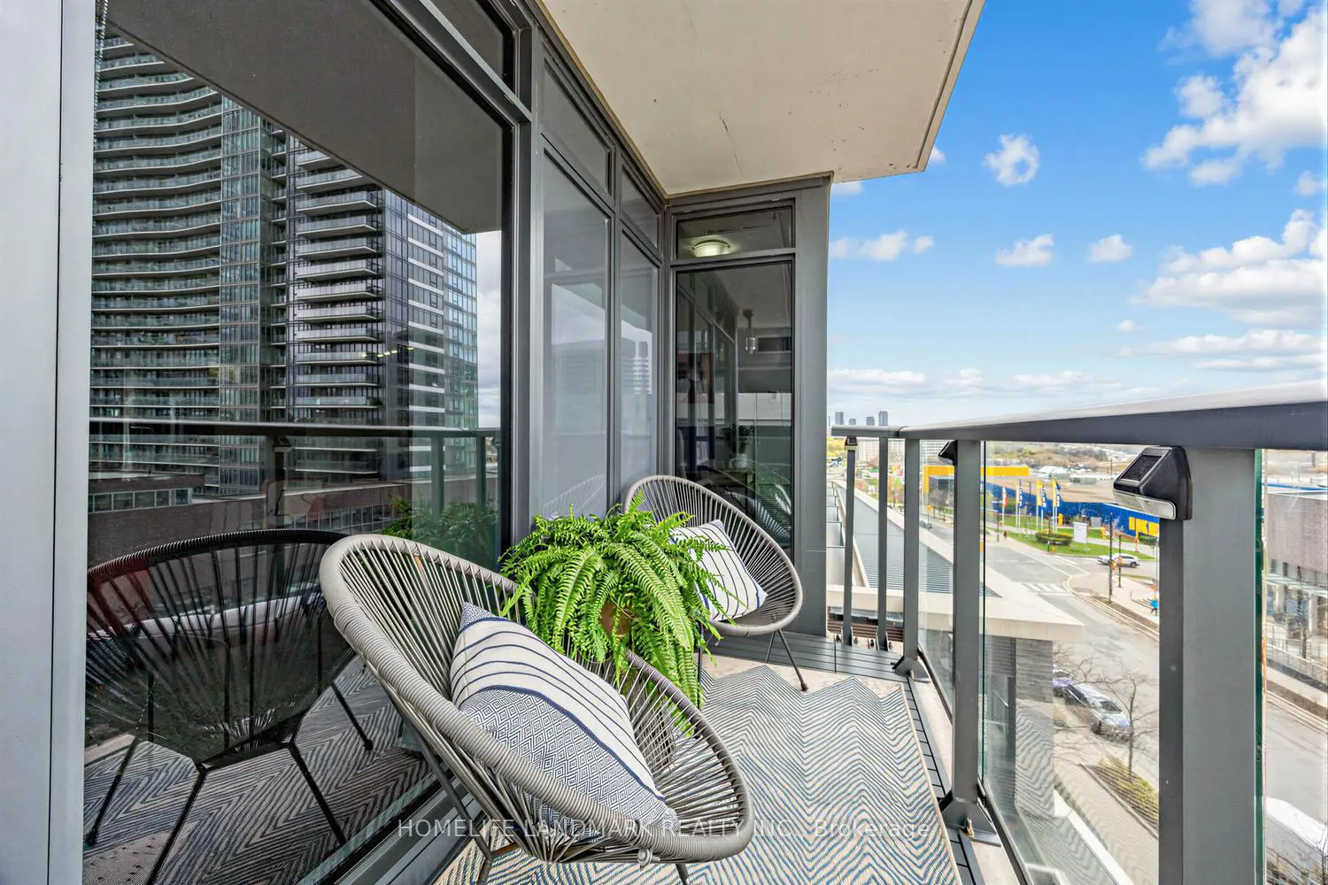 Additional image 19 of 72 Esther Shiner Boulevard 606