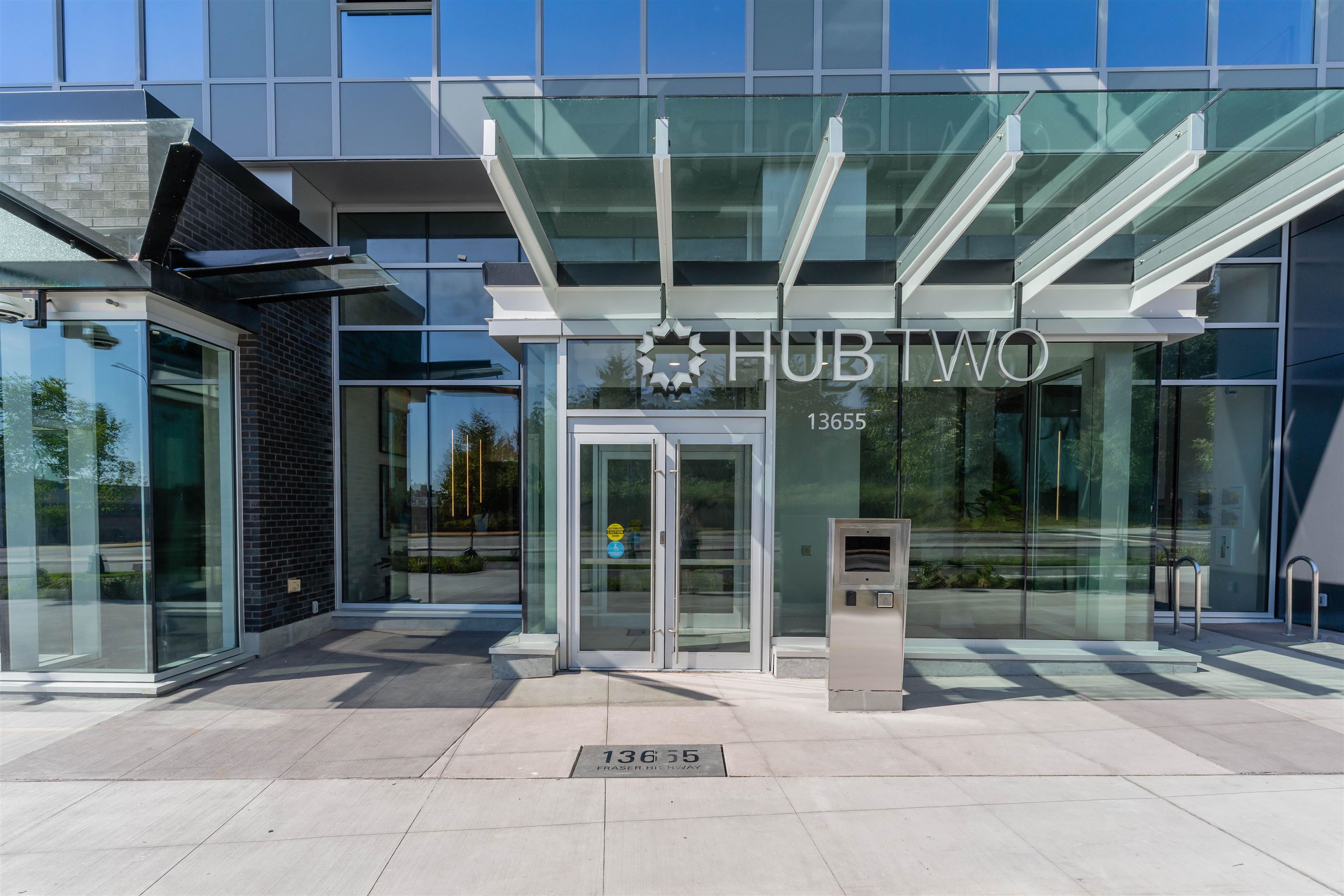 807-13655 Fraser Highway, Surrey, BC, V3T 0P8