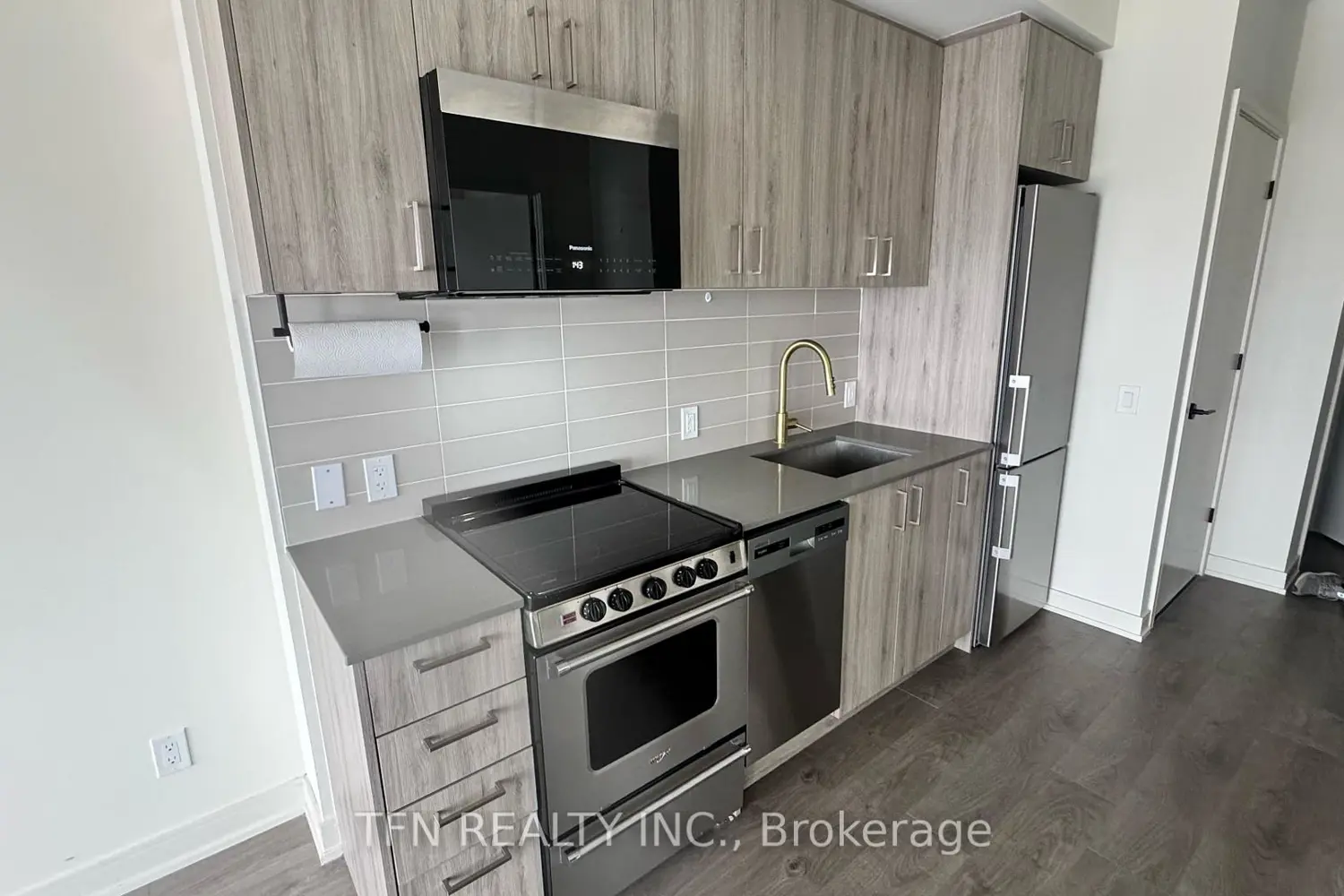 Additional image 6 of 8010 Derry Road 1306
