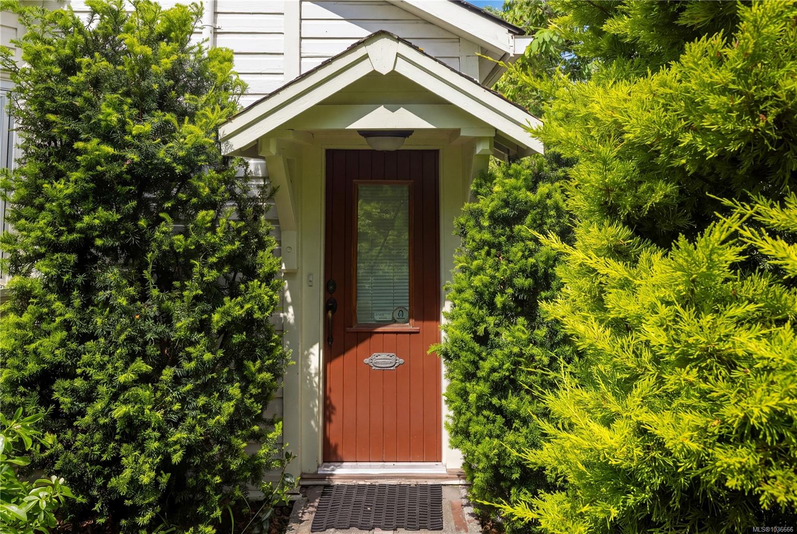 Additional image 2 of 701 Connaught Road, Victoria, BC, V9A 2Z1