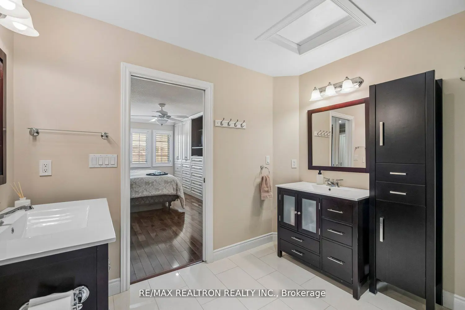 Additional image 9 of 8909 Bathurst Street 5