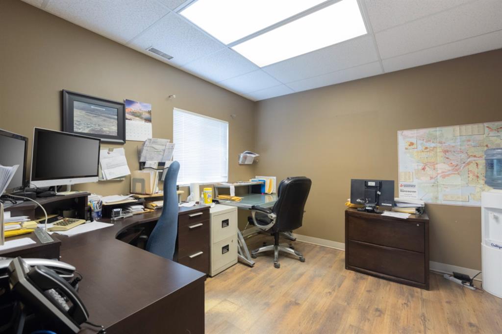 Additional image 3 of 201 & 202-604 Signal Road, Fort Mcmurray, AB, T9H 4Z4