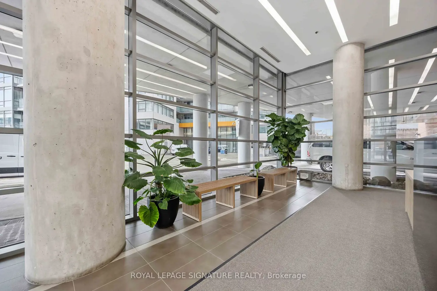 Additional image 3 of 38 Joe Shuster Way 1625