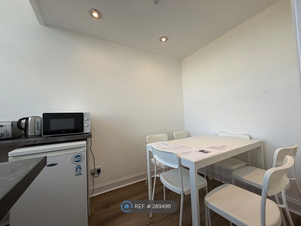 Additional image 9 of 6 bed flat to rentWilton Street Hmo, Glasgow G20