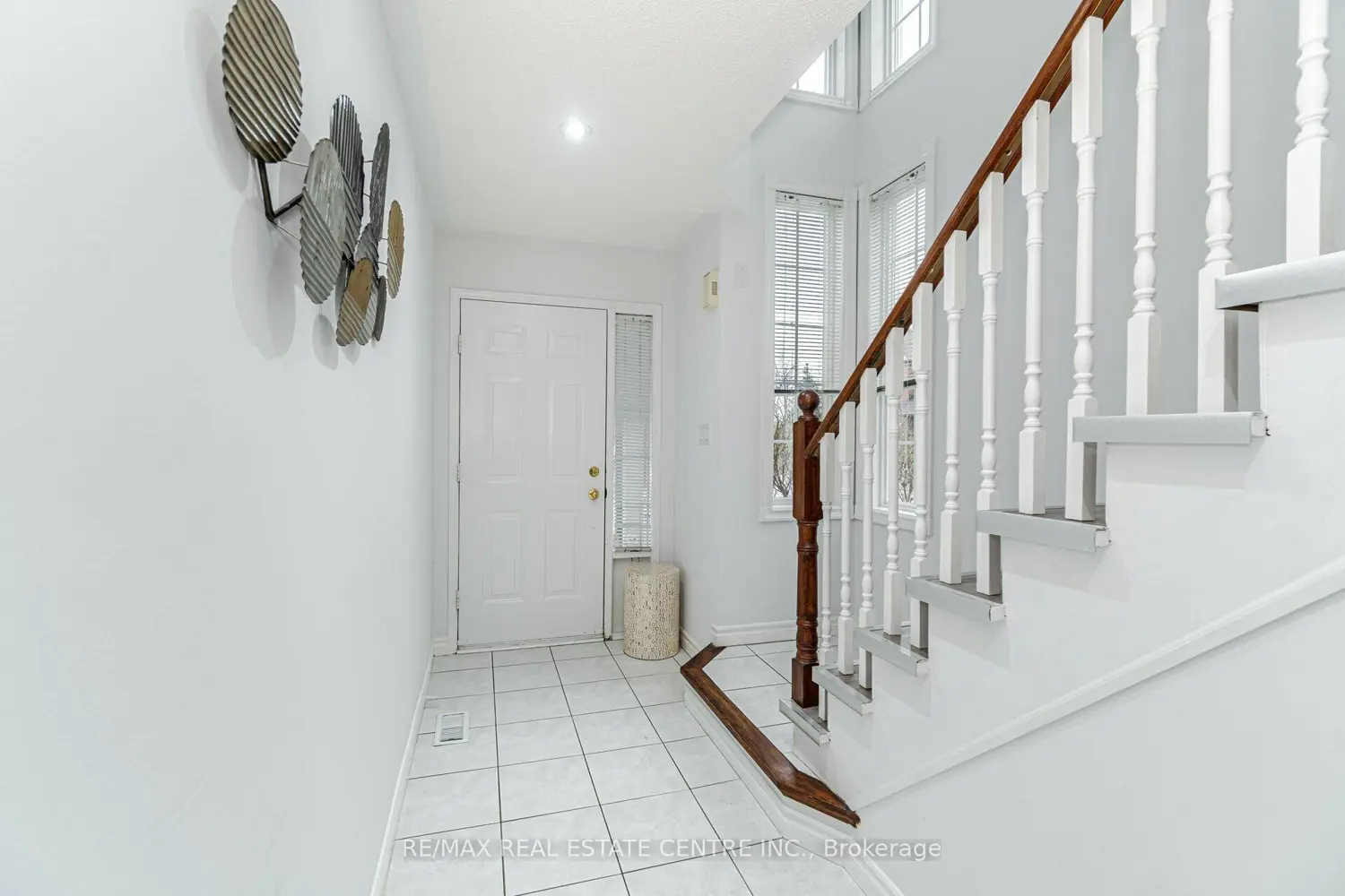 Additional image 2 of 1591 South Parade Court 45