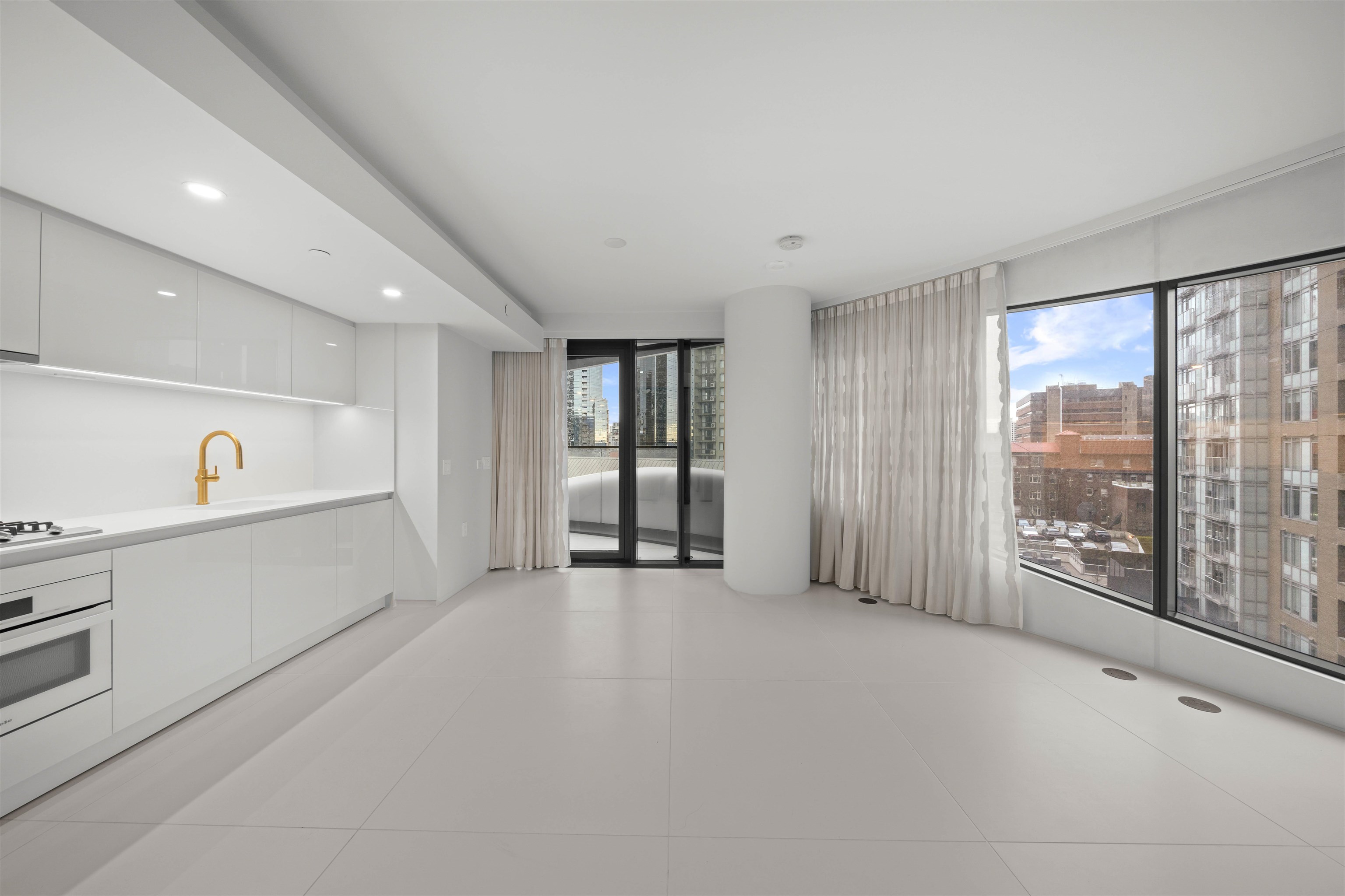 Additional image 4 of 702-1033 Nelson Street, Vancouver, BC, V6E 0E5