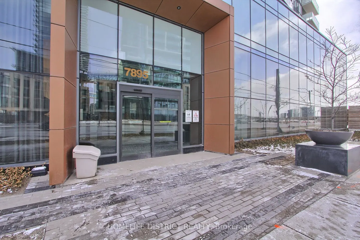 Additional image 2 of 7895 Jane Street 717
