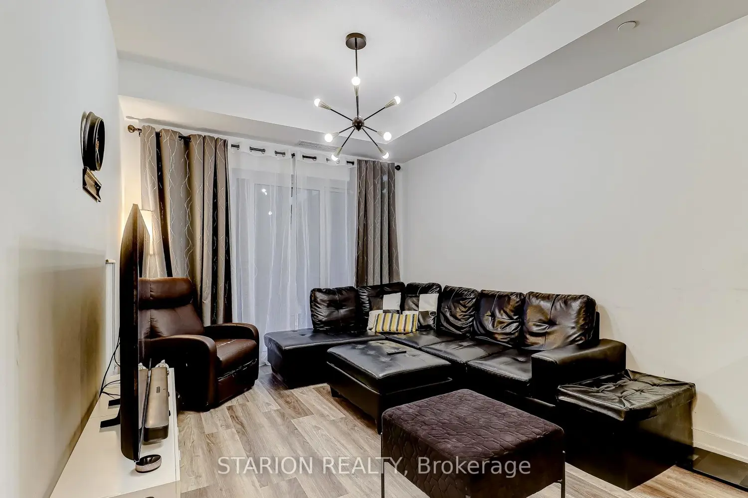 Additional image 4 of 1480 Bayly Street 322